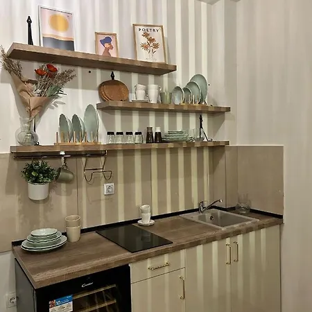 Fly Apartment Ledine